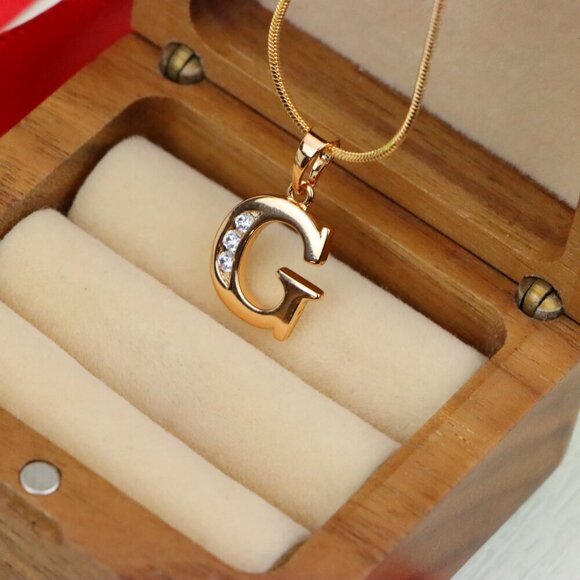 "Rose Gold Letter G Pendant with Crystals – 18K Gold Plated Charm, XPPT1356 - Picture 2 of 13